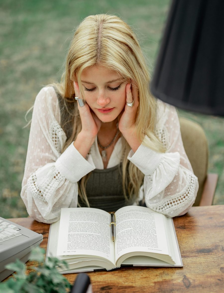 Literacy Resources | Grades 4 - 12